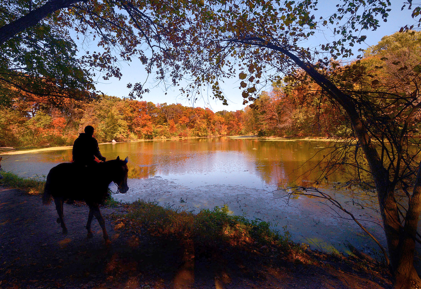 Starved Rock Country in LaSalle County, IL is renowned for breathtaking natural landscapes, scenic trails, and charming small towns. — Sip & Savor photo