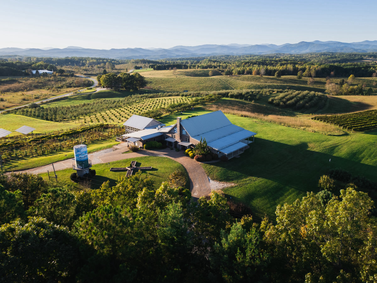 Chattooga Belle Farm Cricket Barnett