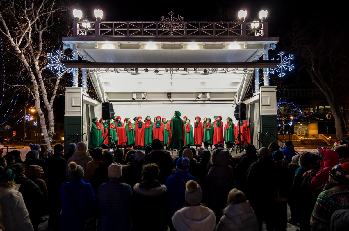 Lighted Parade 202