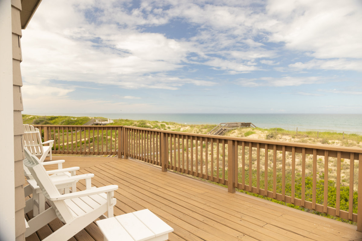 Caffey House Balcony 2 The Sanderling Resort Residences Pc Conor Doherty