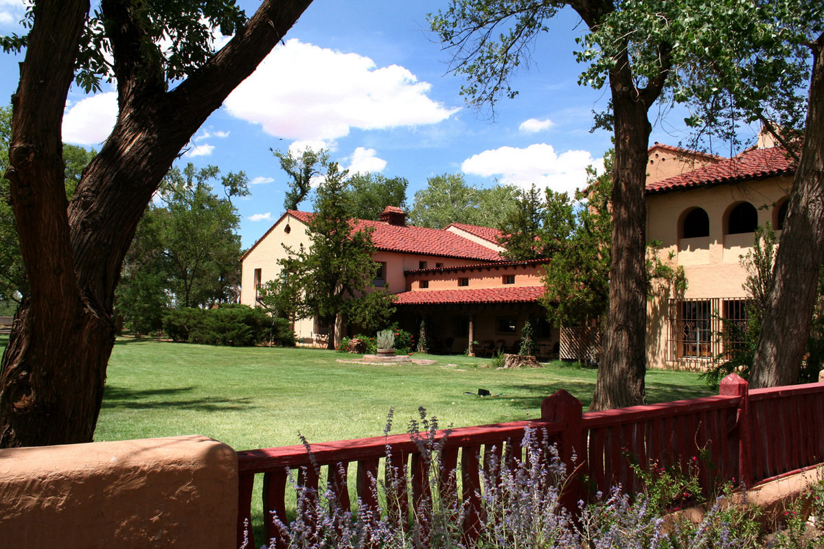 Laposada Exterior