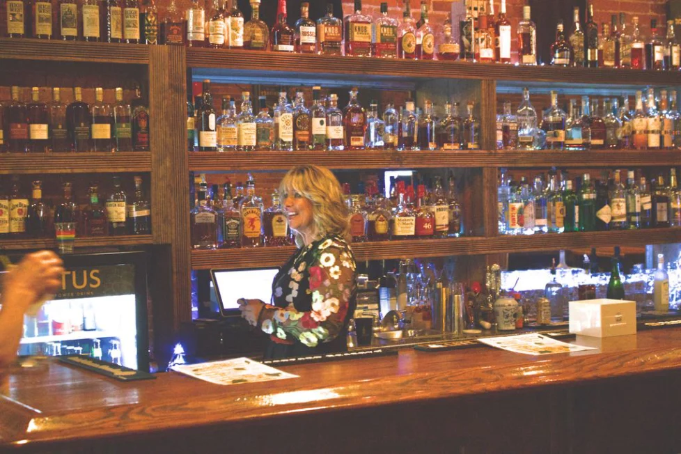 FOOD, BOOZE + 50 FREEBIES IN QUINCY