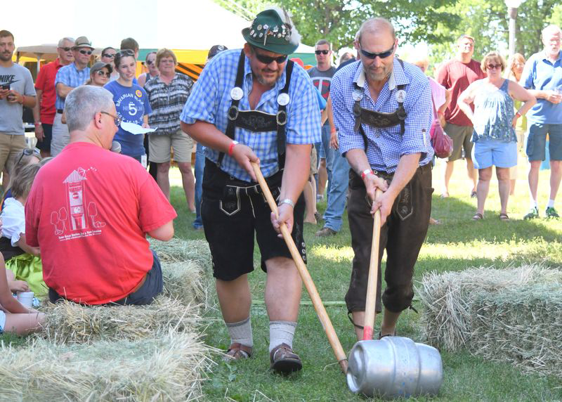 New Ulm, Minnesota A River Valley Escape Rooted in Celebration