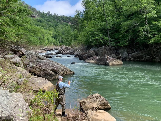 Weiss Lake is Your Ultimate Alabama Escape